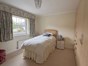 Photo 2- click for photo gallery